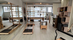 ピラティススタジオ「ルルト」は積極出店している（写真はルルト恵比寿店）